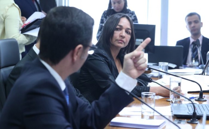 Relatora diz que não é crível que “minuta do golpe” encontrada na casa de Torres seria descartada