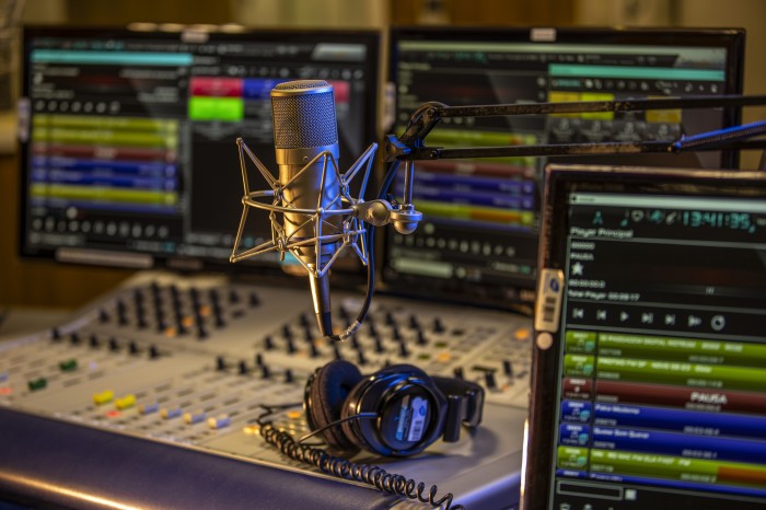 Jornalismo comunitário atua contra 