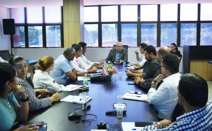Saúde destaca ações de fortalecimento do SUS em reunião com diretores das 17 unidades hospitalares do Estado