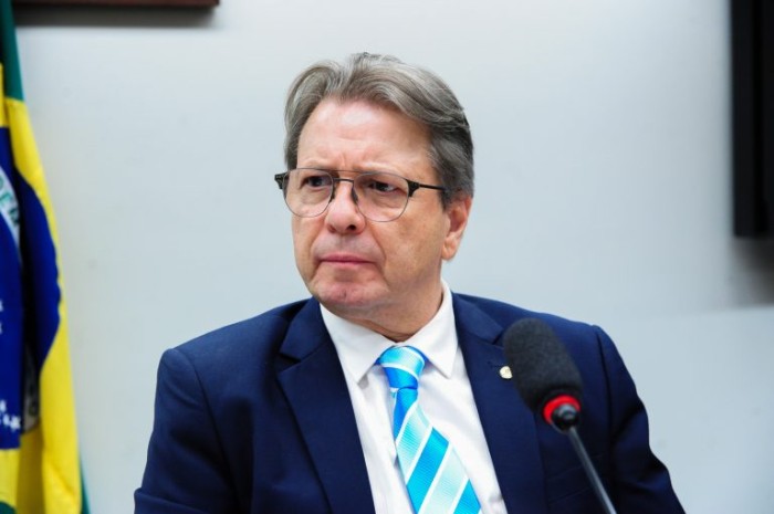 Comissão aprova projeto que obriga o Estado a quitar imóvel de policial aposentado por acidente de trabalho
