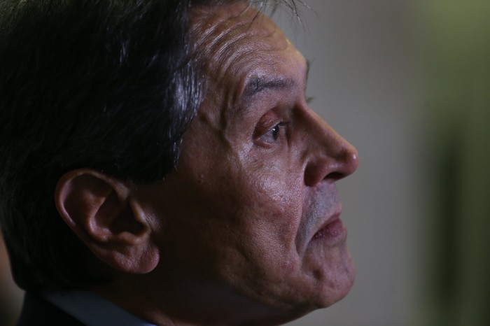 Roberto Jefferson irá a júri popular por atirar em policiais