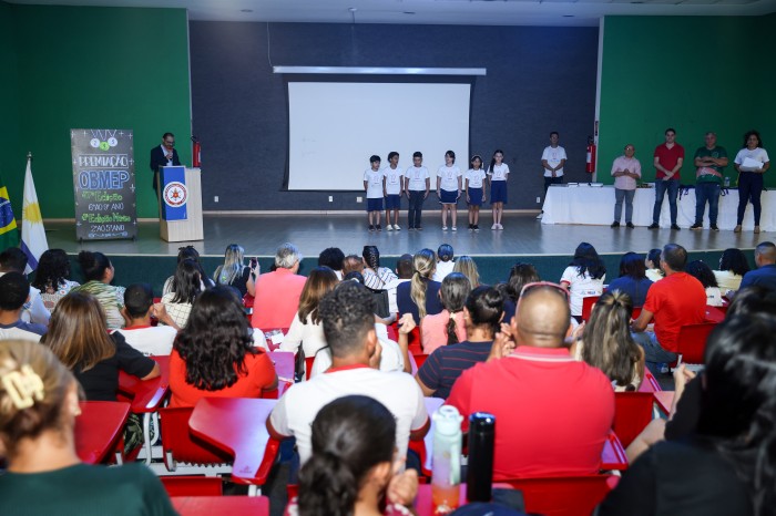 Alunos e professores são premiados na 17ª Olimpíada Brasileira de Matemática das Escolas Públicas