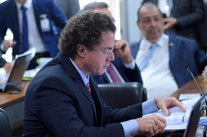 CCJ aprova transformar cargo de técnico do MPU em cargo de nível superior