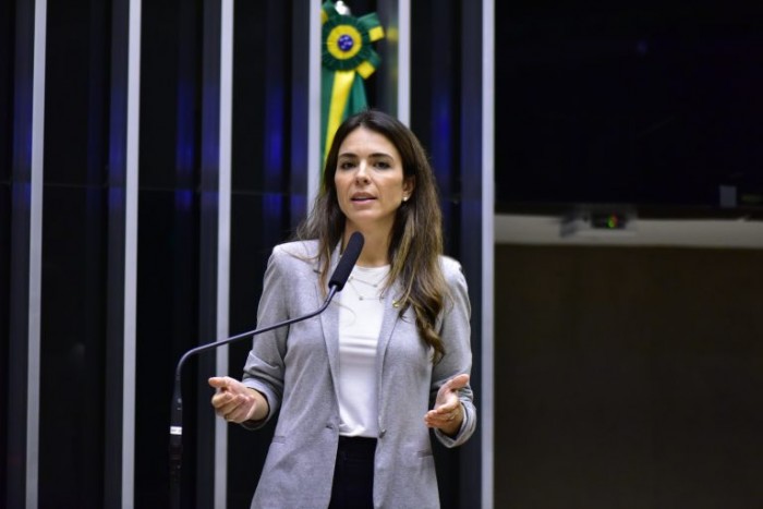 Projeto reduz multa e indenização no caso de descumprimento da Lei do Vale-Pedágio