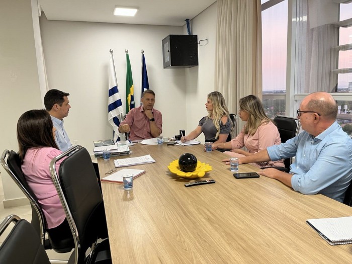 Educação e Saúde traçam novas medidas para ampliar atendimento de crianças e adolescentes neurodiversos